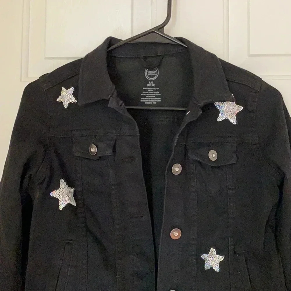 🔴🔴Kids Star Jean Jacket 🌟 - Picture 2 of 4